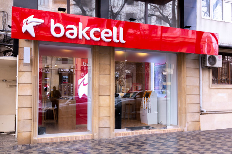 "Bakcell" Bakıda yeni konsept mağazasını təqdim etdi -  FOTO  