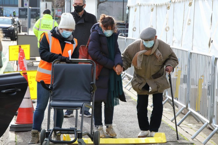 Virusa yoluxmaları ağıllarına belə gəlməzdi... - İki dəfə peyvənd olunmuşdular 