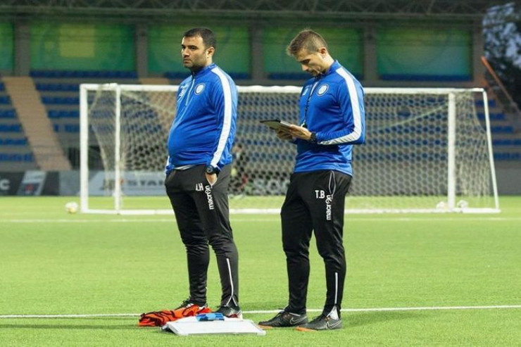 "Futbolçularımızda da bəzi səhvlər var" - Baş məşqçi hakimləri də qınadı - MÜSAHİBƏ 