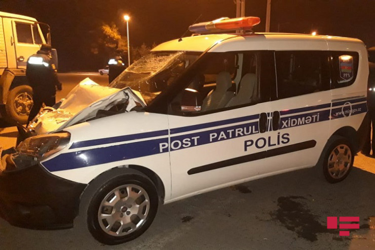 Mingəçevirdə polis avtomobili qəzaya uğradı - FOTO