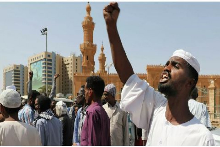 Sudanda qan su yerinə axdı: 129 ölü, 198 yaralı 