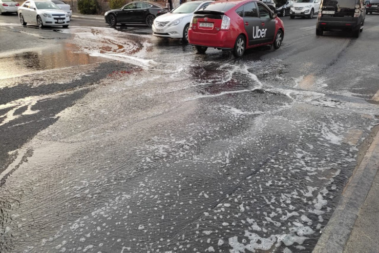 Badamdarı su basdı: həyət evləri, market... - FOTO 