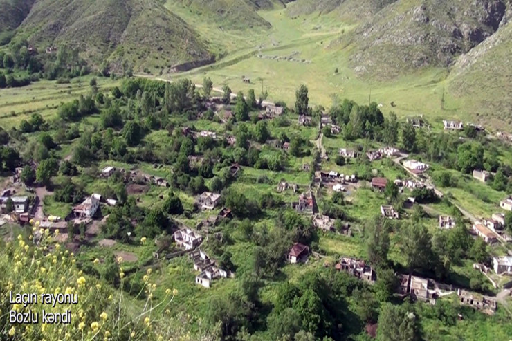 Laçının Bozlu kəndi