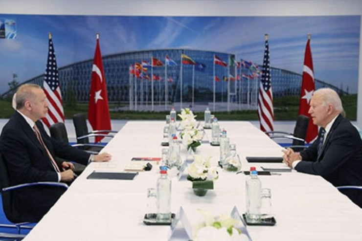 Türkiyə Prezidenti Rəcəb Tayyib Ərdoğan və ABŞ Prezidenti Co Bayden