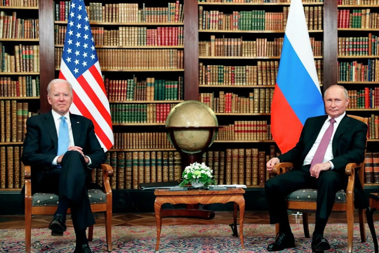 ABŞ Prezidenti Co Bayden və Rusiya Prezidenti  Vladimir Putin