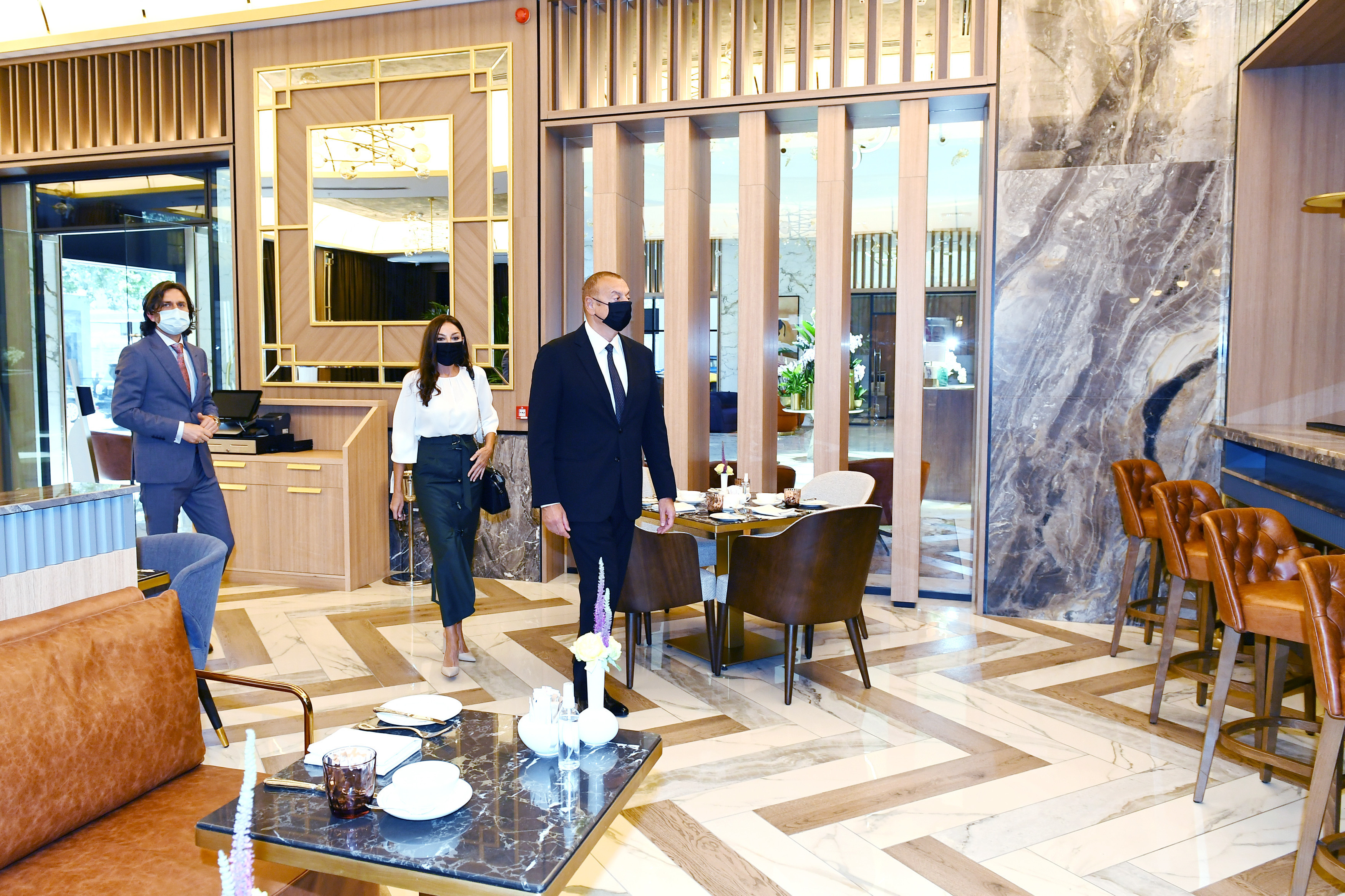 İlham Əliyev Bakıda  otel açılışında  - YENİLƏNİB 
