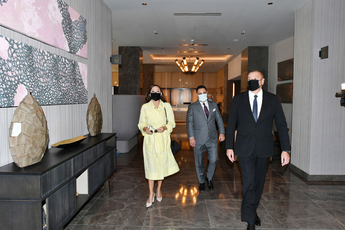 İlham Əliyev otel açılışında -  FOTO 