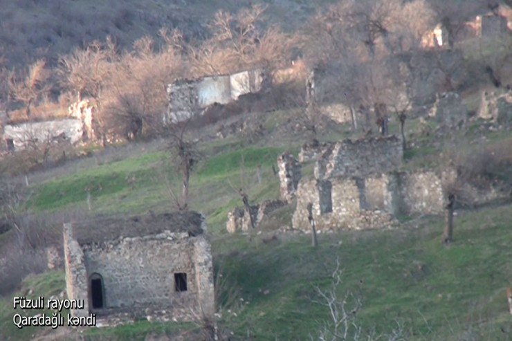 Füzulinin Qaradağlı kəndi