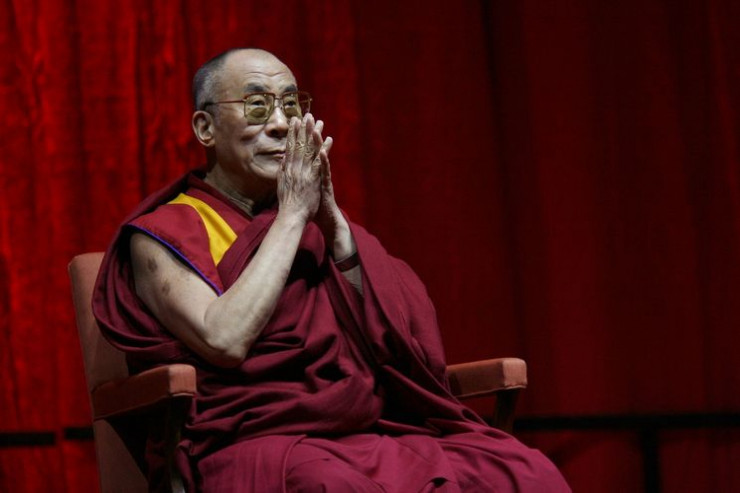 Dalay Lama da peyvənd olundu