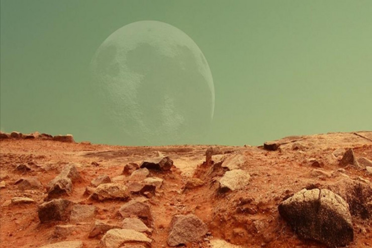 Çinin kosmik aparatı Marsın səthinə enib