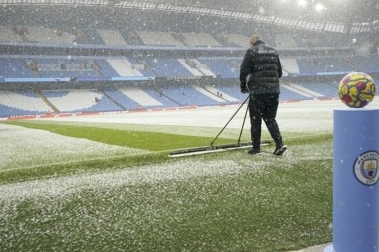 Güclü  QAR YAĞDI:   Oyun baş tutmadı