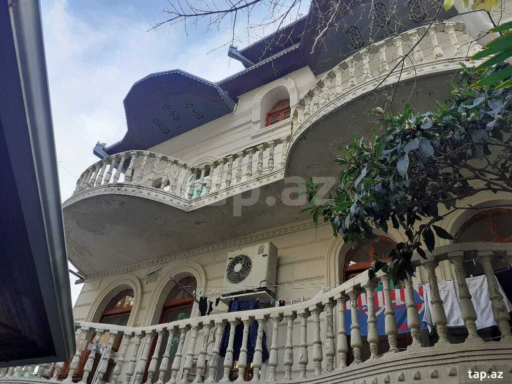 Bakıda satılan villa