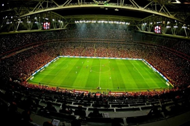 “Qalatasaray”ın stadionunun adı dəyişdirildi