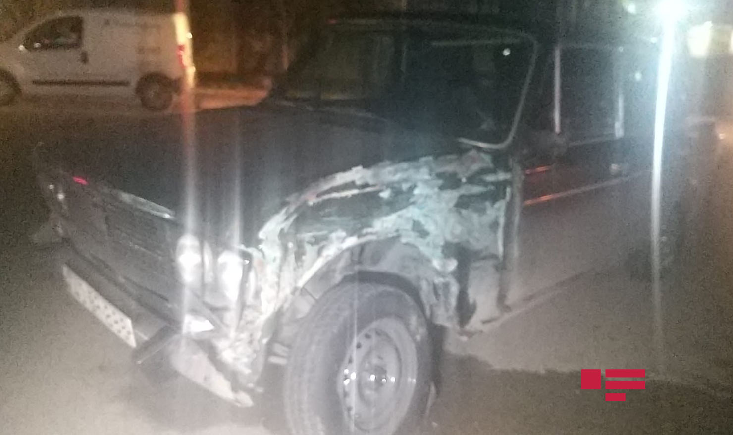 Abşeronda üç avtomobil toqquşub, xəsarət alan var - FOTO