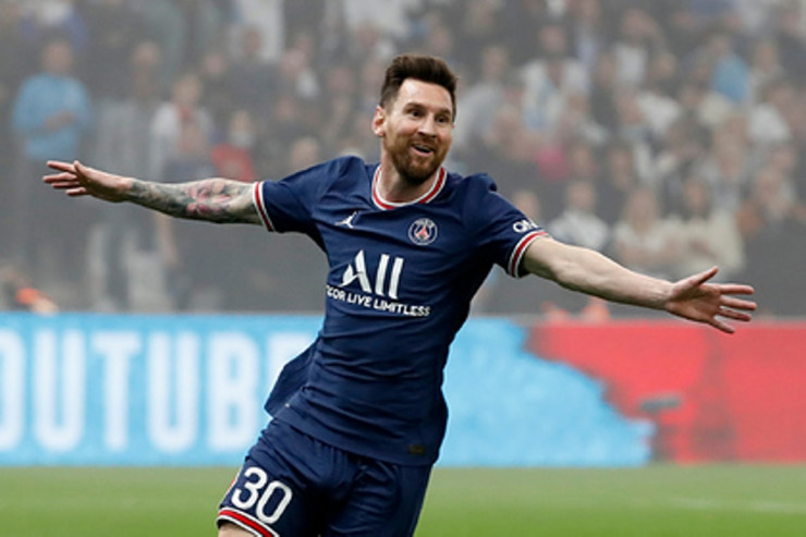 “Qızıl top”a əsas namizəd  AÇIQLANDI 