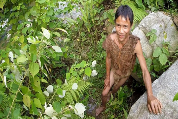  “Vyetnamlı Tarzan”   müharibədən qaçıb cəngəllikdə gizləndi: Görün başına nə gəldi -  FOTO 
