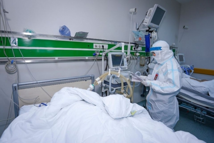 Koronavirusa yoluxan  tanınmış jurnalist   ECMO-ya qoşuldu