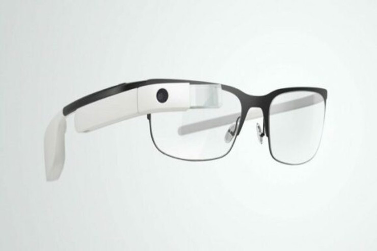 Görməsi zəif olan insanlar üçün EYNƏKLƏR:  “Google Glass”