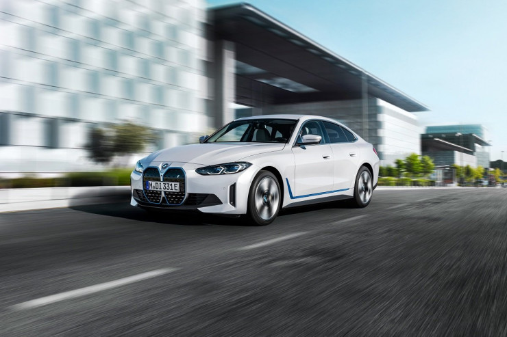 BMW-nin yeni elektromobili təqdim edildi - QİYMƏTİ  -FOTO 