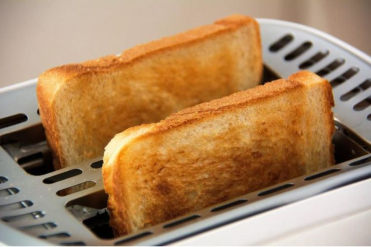 Tosteri kim icad edib? – Vikipediyada 15 illik zarafat 