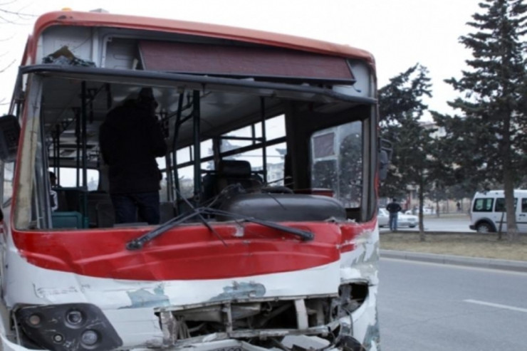 Azərbaycanda sərnişin avtobusu aşdı:  Yaralılar var 