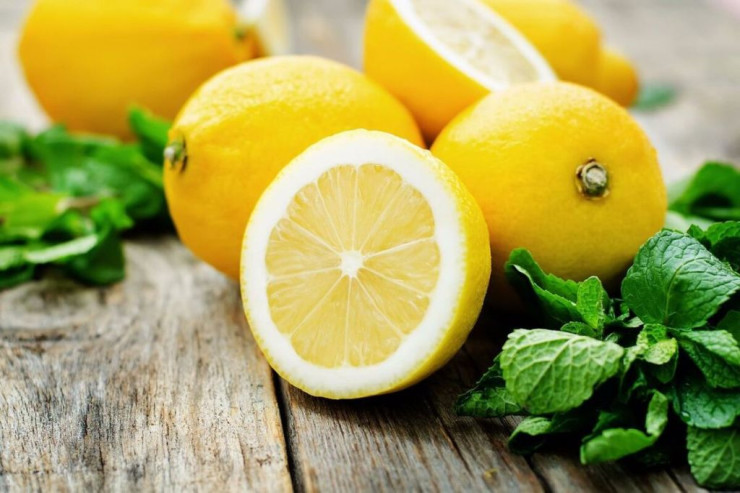 Limonun  menstruasiya dövrünə   təsiri AÇIQLANDI