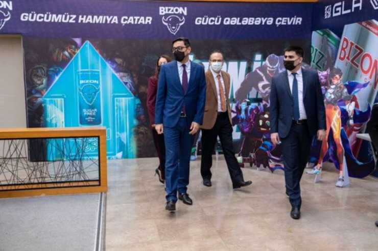 Fərid Qayıbov Qafqazın ən böyük kiber arenası “Bizon E-Sport Arena” ilə tanış olub -  FOTO  