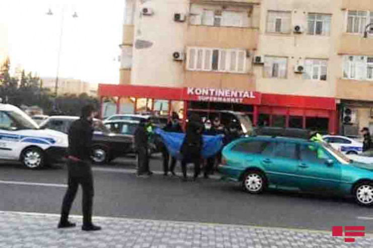 Bakıda piyada hadisə yerində  KEÇİNDİ  - FOTO 