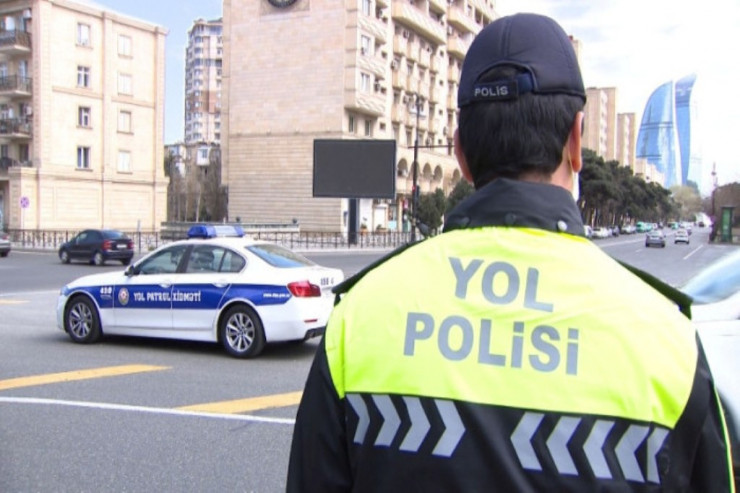 Azərbaycanda yol polisini  bıçaqladılar