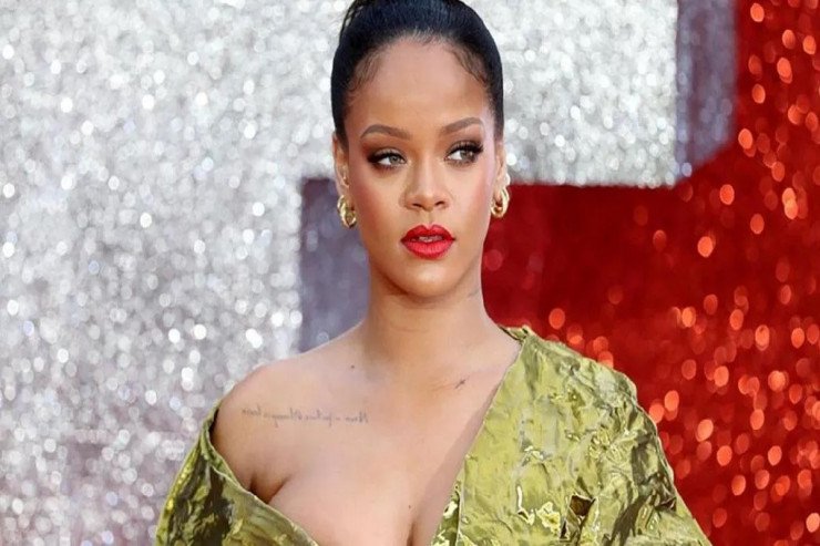 Milli qəhrəman  Rihannadan 15 milyon dollarlıq ianə 