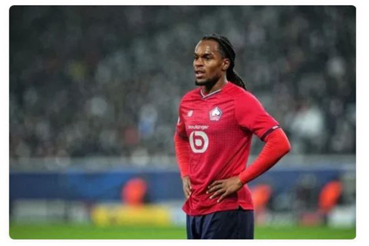 Portuqaliyalı futbolçu PSJ-də 