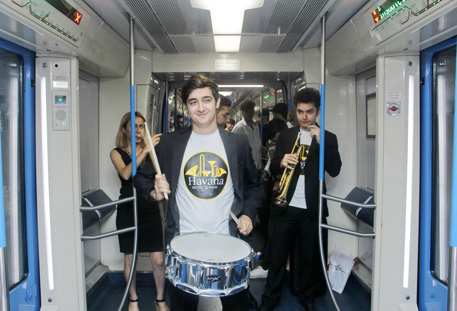 Bakı metrosunda aksiya - “28 May”dan “8 Noyabr”a qədər -FOTO 