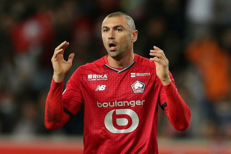 Burak Yılmaz Fransa klubundan gedir