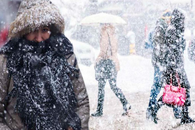  XƏBƏRDARLIQ:   Hava kəskin dəyişəcək, güclü külək əsəcək, qar yağacaq
