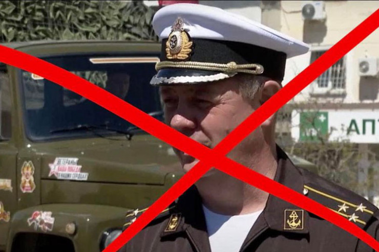 Rusiyanın Qara Dəniz Donanması komandirinin hərbi-siyasi işlər üzrə müavini, birinci ranqlı kapitan Andrey Paliya