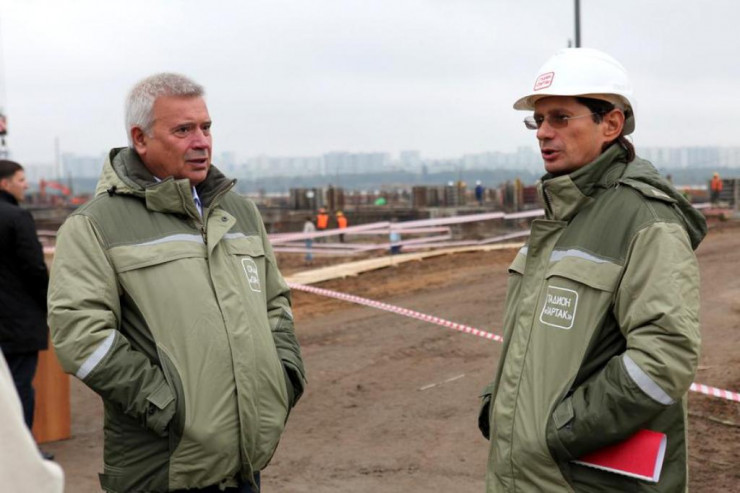 Vahid Ələkbərovun müavini  sərvətinin 99 faizini itirdi 