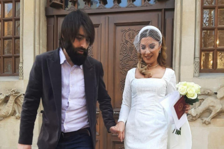 Yeni evlənən Elşad Xose xanımı ilə -  FOTO 