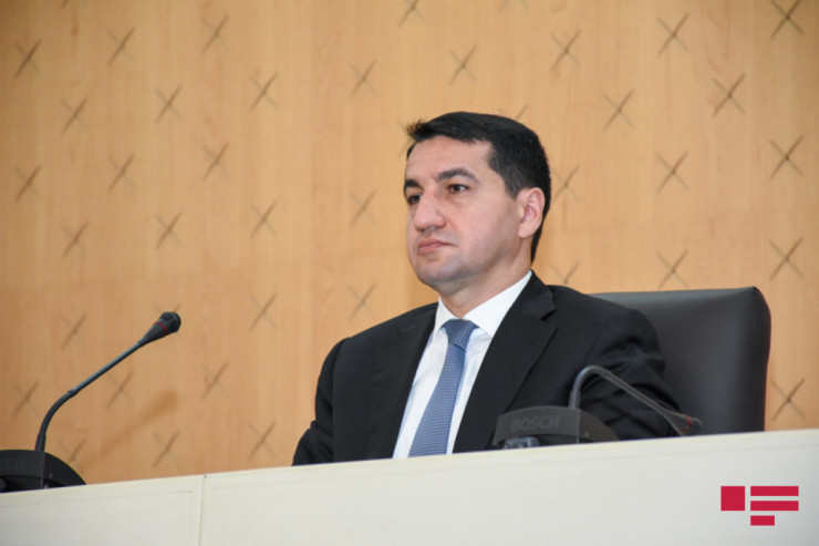 Hikmət Hacıyev Armen Qriqoryanla görüşdü
