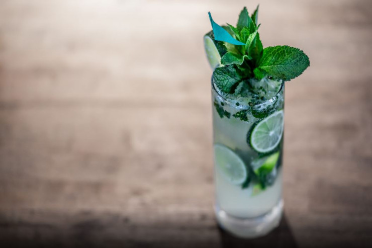  Uşağa restoranda şirə yerinə araq  verdilər