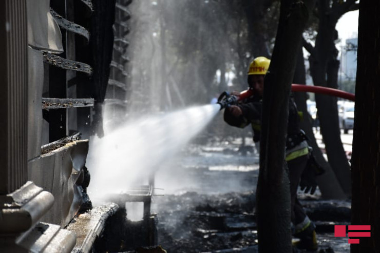 Şəkidə dördotaqlı evi yandı
