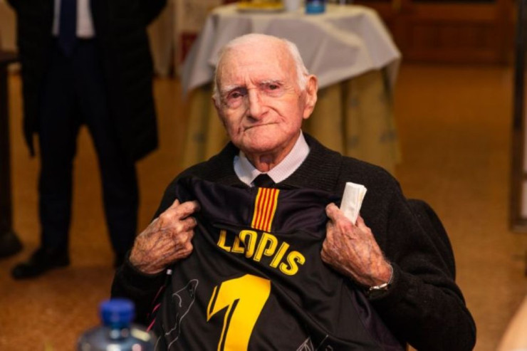 "Barselona"nın ən yaşlı futbolçusu vəfat etdi