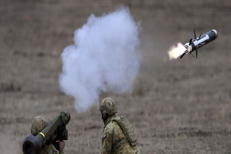 Rusiyaya məxsus daha bir helikopter  vuruldu