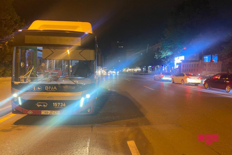 “BakuBus”un avtobusu piyadanı vurdu -FOTO 