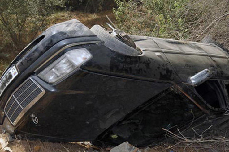 Göygöldə "Mercedes" aşdı