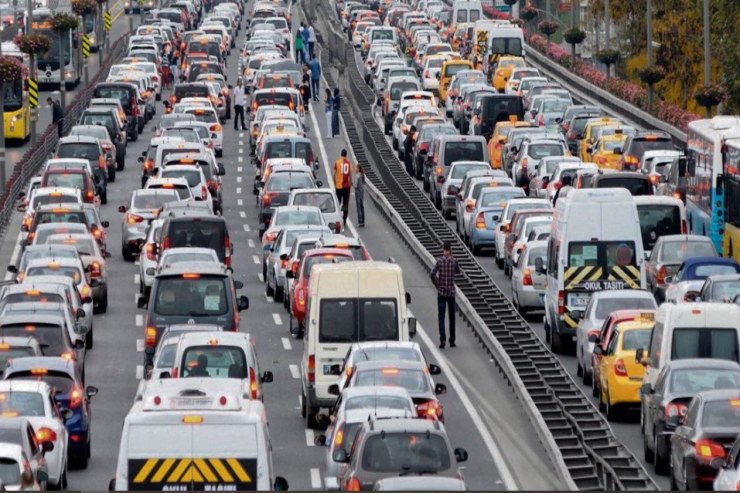 Bakıda sıxlıq olan yollar - SİYAHI 