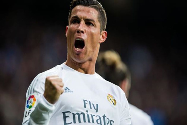 “Çelsi”nin sahibinin Ronaldo sevdası