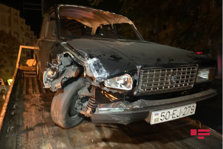 Yasamalda “VAZ-2107” 5 avtomobili yararsız hala saldı  -FOTO  -VİDEO 
