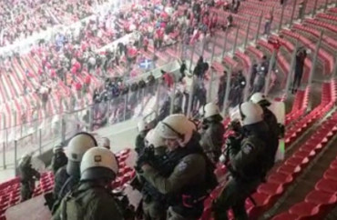 "Qarabağ"ın azarkeşlərinə Yunanıstanda hücum etdilər - VİDEO