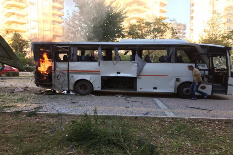 Ukraynaya gedən azərbaycanlıların avtobusu PARTLADILDI:  ölənlər var