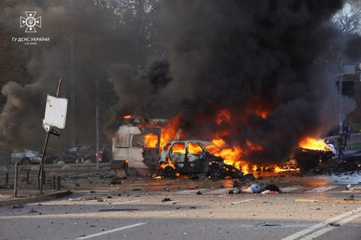 Ukrayna bugüngü raket zərbələrindən sonra - FOTOLENT 